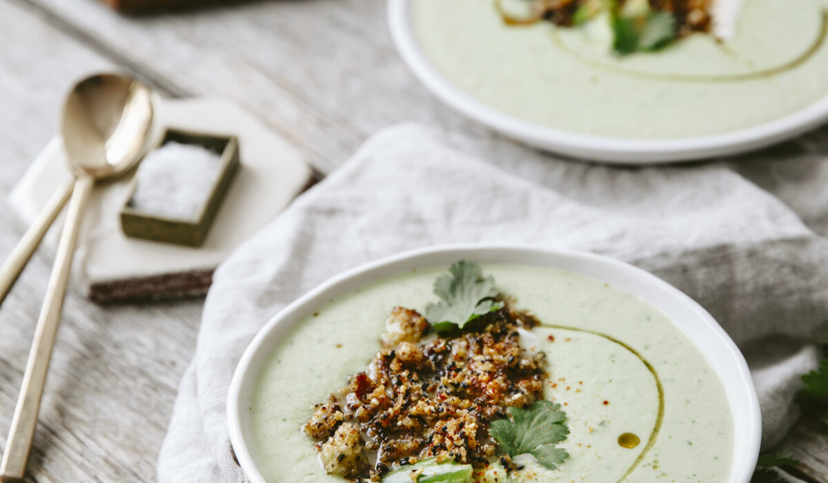 Gaspacho de concombres écrasés