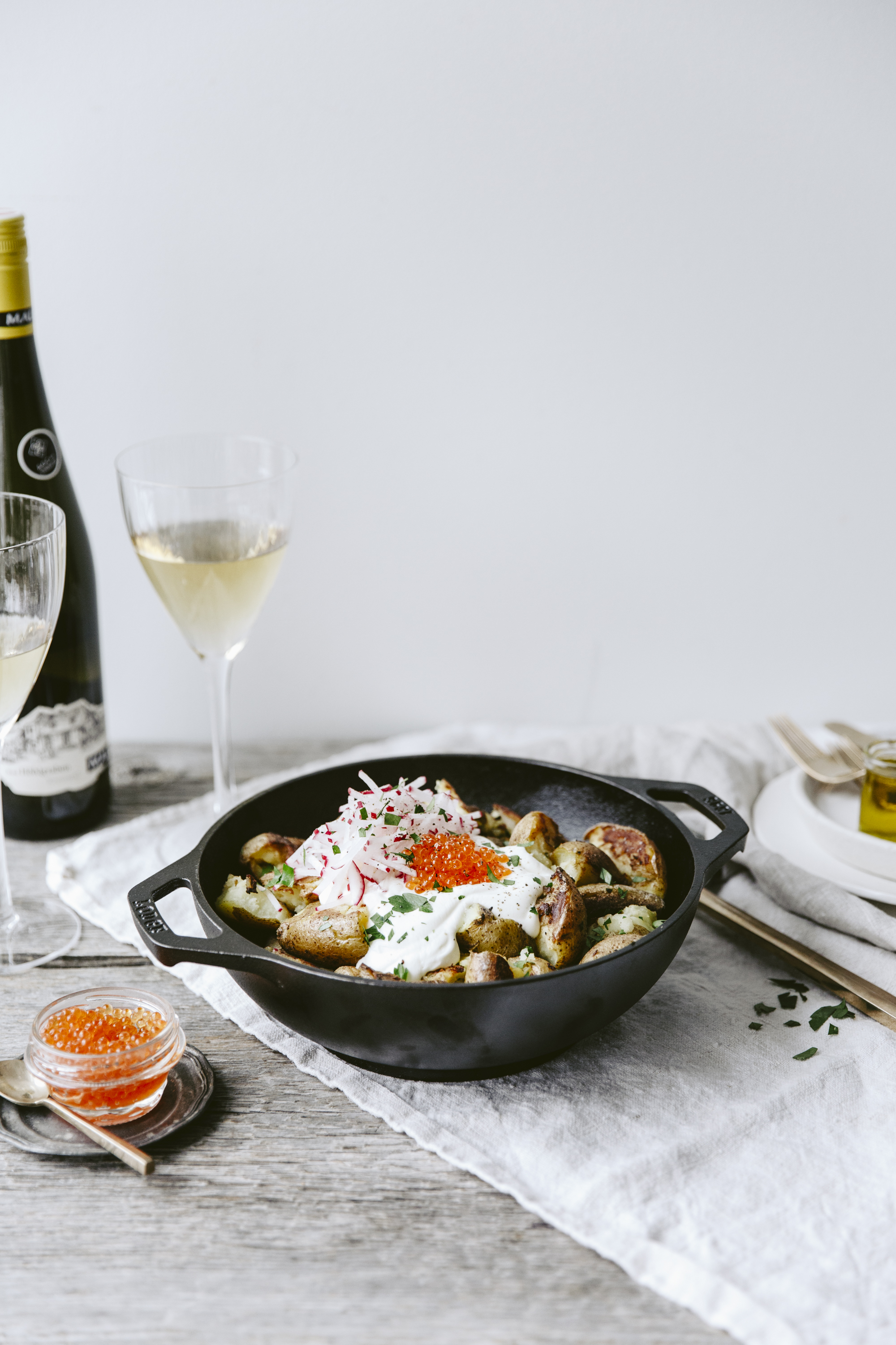 Salade de patates écrasée à la truffle