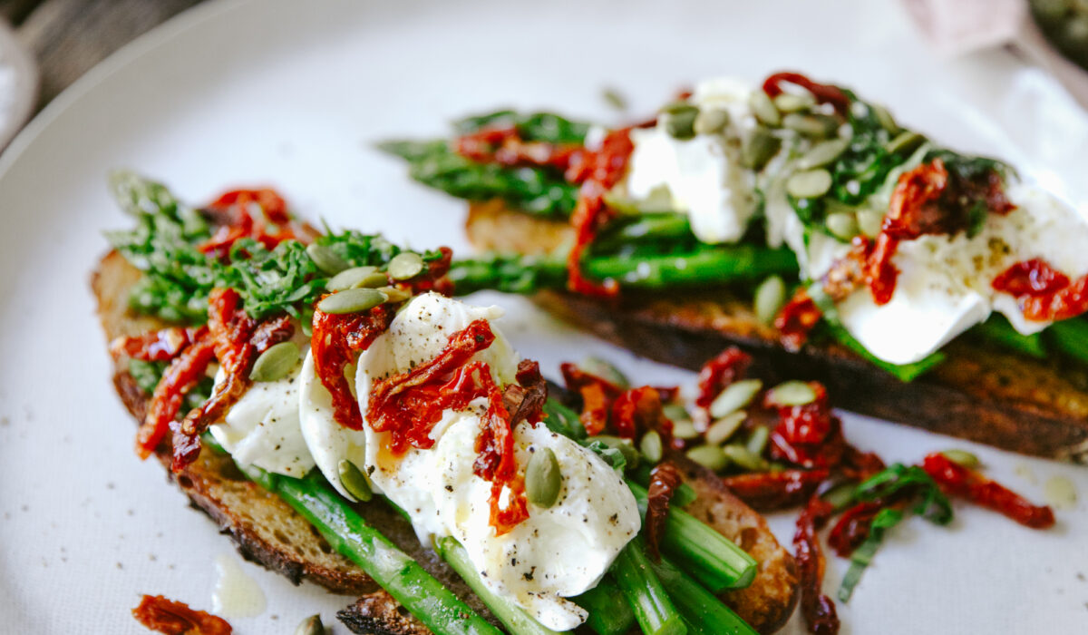Toasts aux asperges